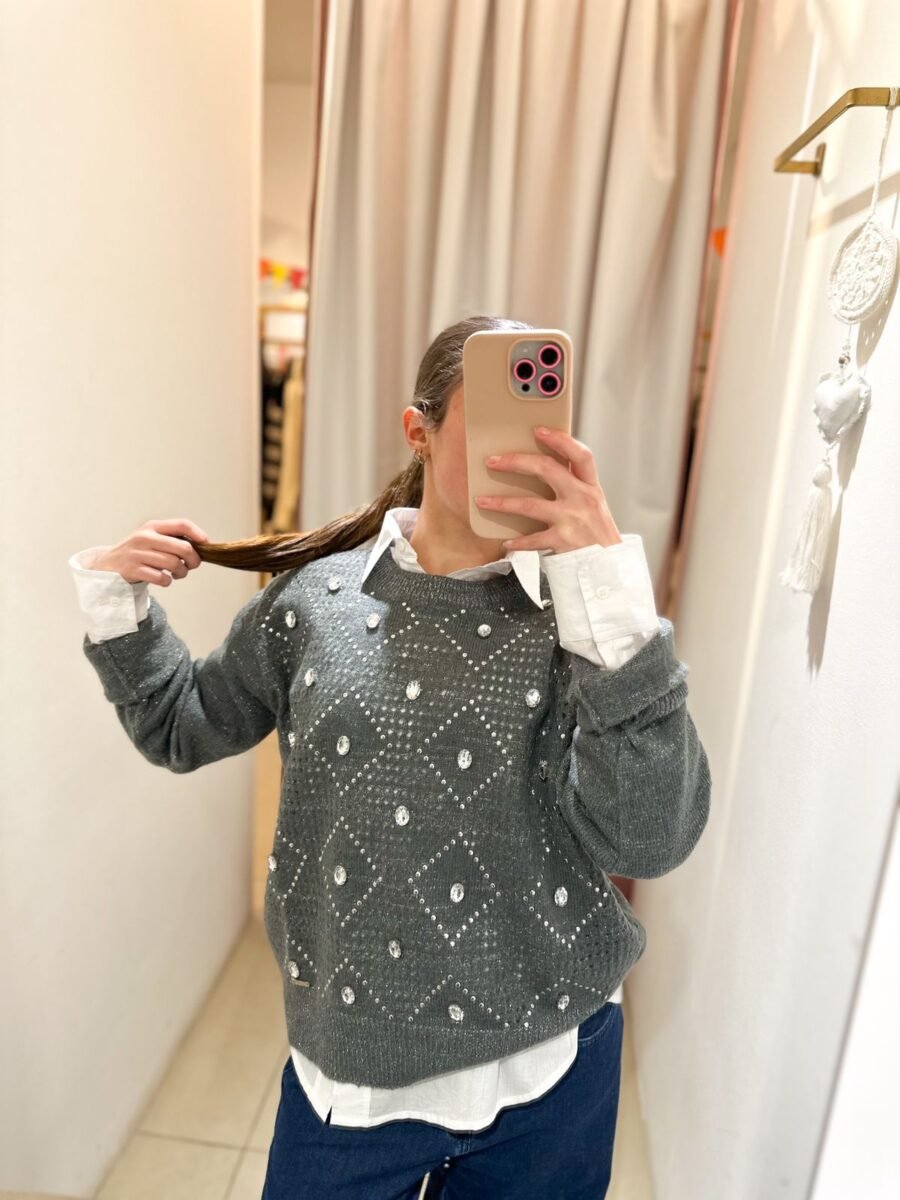 sweater dakota bordado con gemas