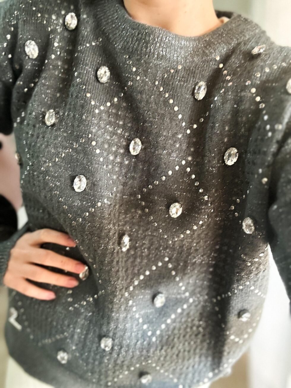 sweater dakota bordado con gemas - Imagen 4