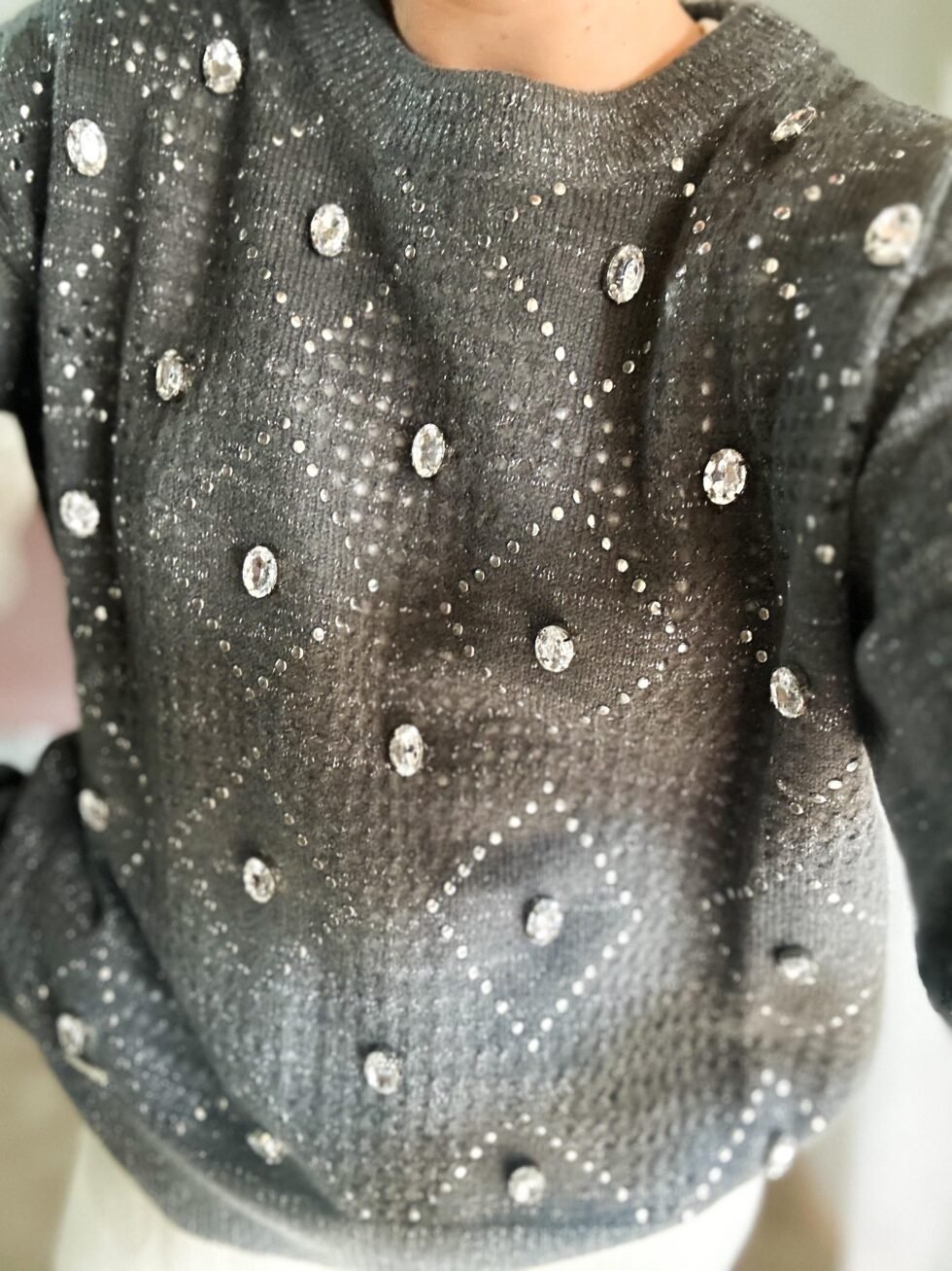 sweater dakota bordado con gemas - Imagen 6