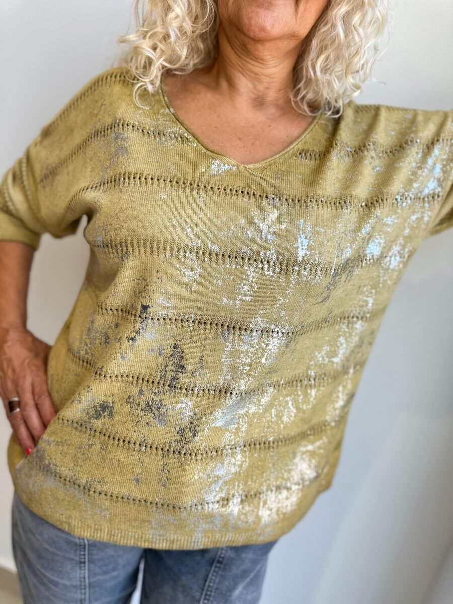 sweater tejido abierto con foil mostaza - Imagen 2