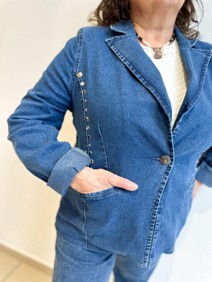 BLAZER TACHAS 6129 - Imagen 3