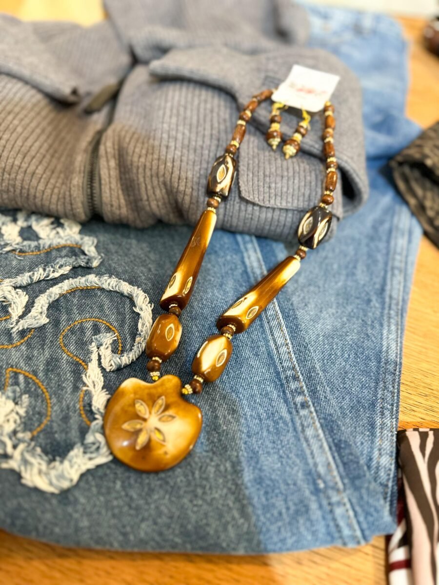 Collar Hindú Caramelo