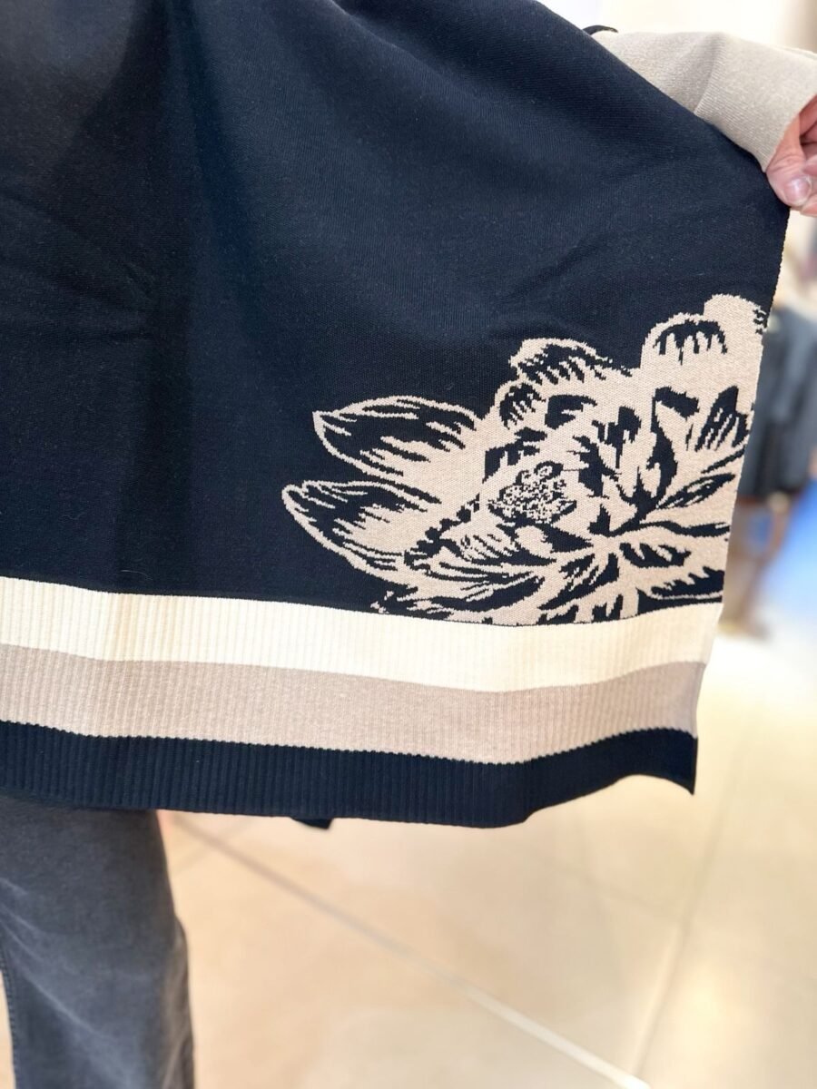 PONCHO FLOR BEIGE - Imagen 6