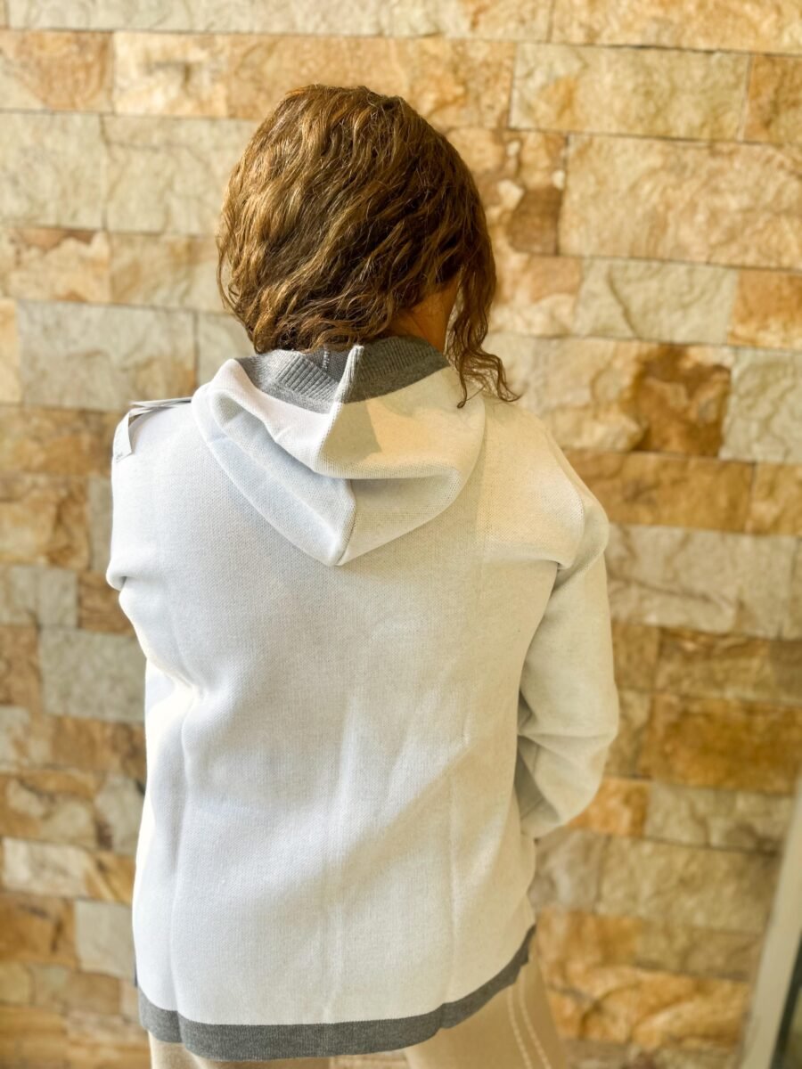 Sweater capucha verde/beige - Imagen 4