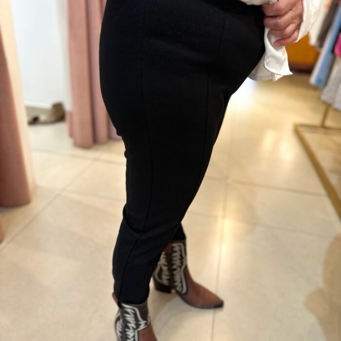 PANTALÓN MILO NEGRO
