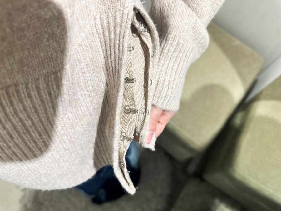 SWEATER CON TAJO REGULABLE 1028 - Imagen 9