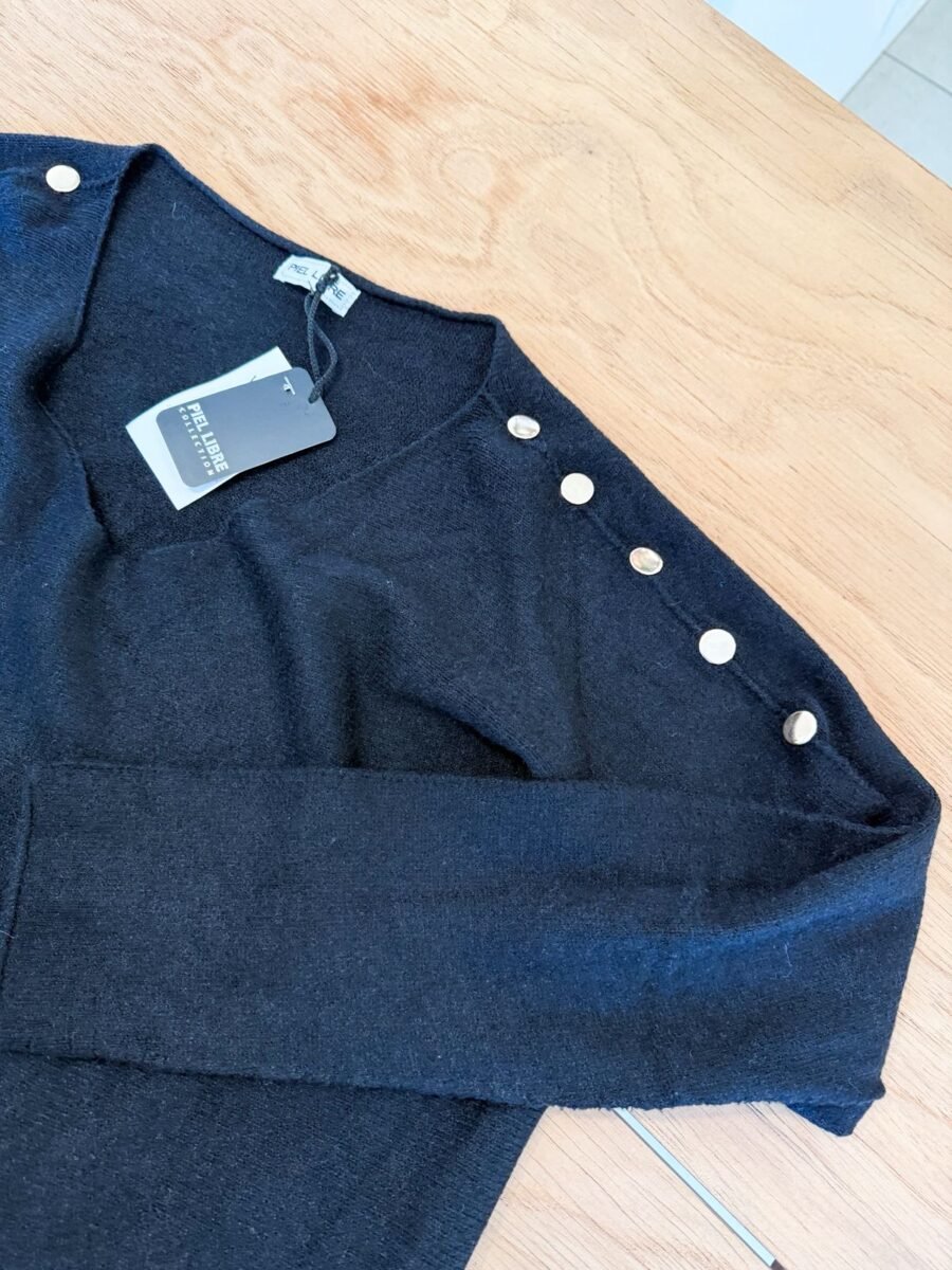 SWEATER EN V CON DORADO 4102 - Imagen 2
