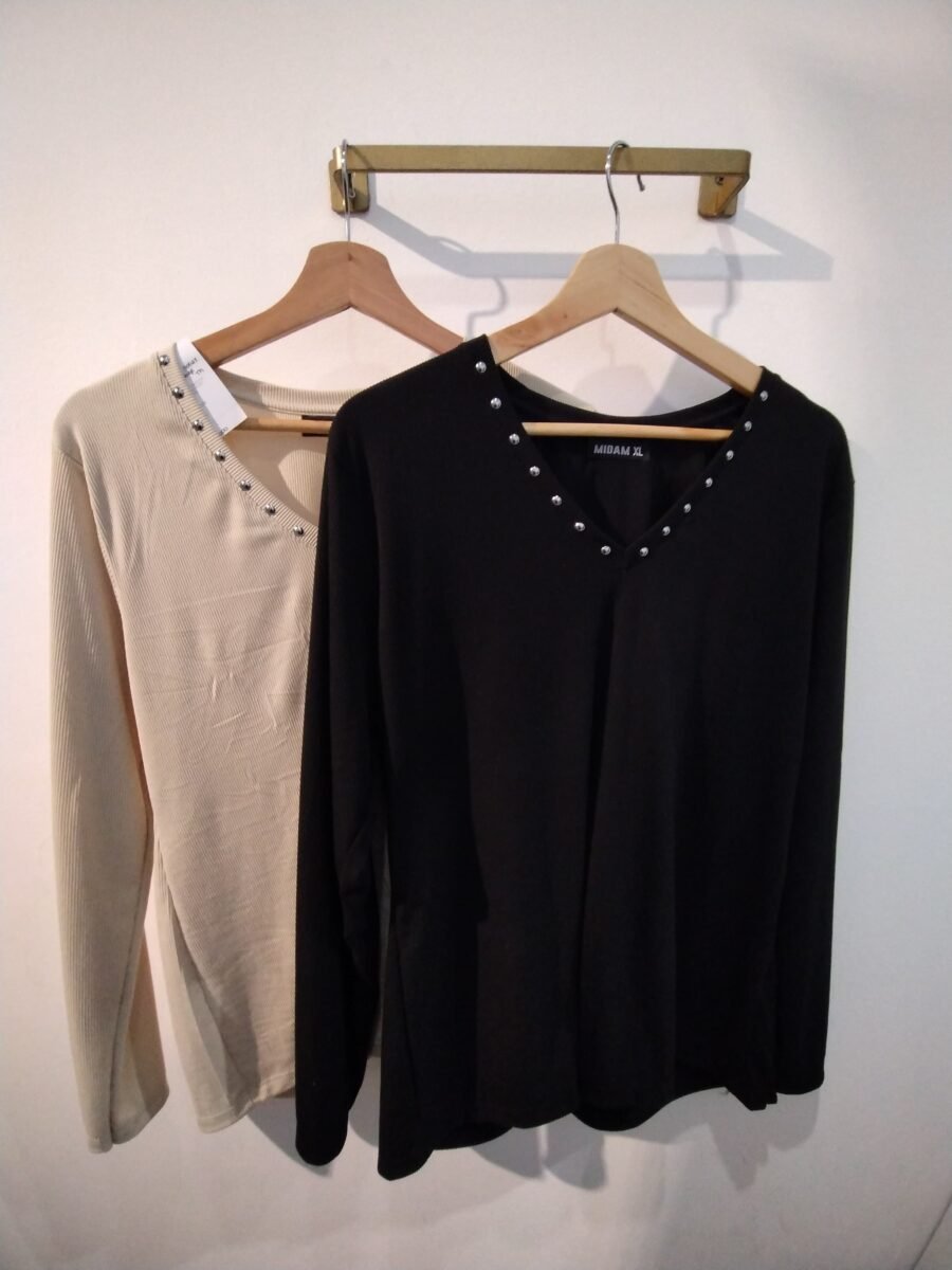 REMERA MORLEY TACHAS NEGRO - Imagen 3