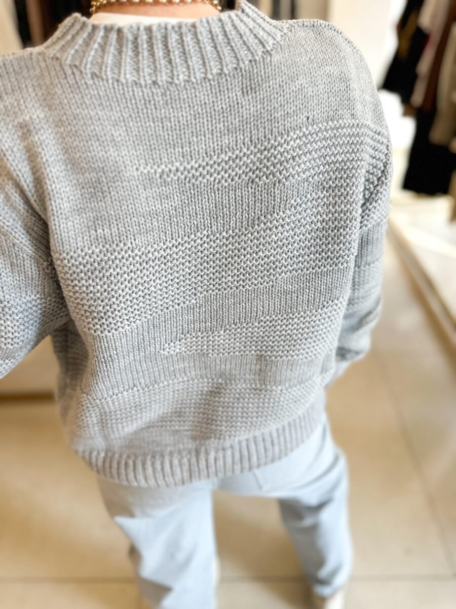 SWEATER ANGUIANO BEIGE - Imagen 10