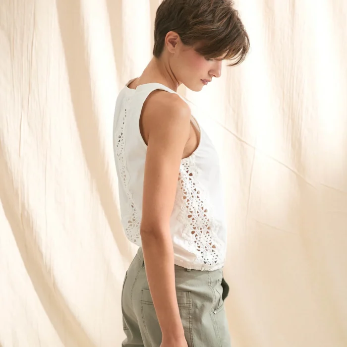 MUSCULOSA ADELE CRUDO