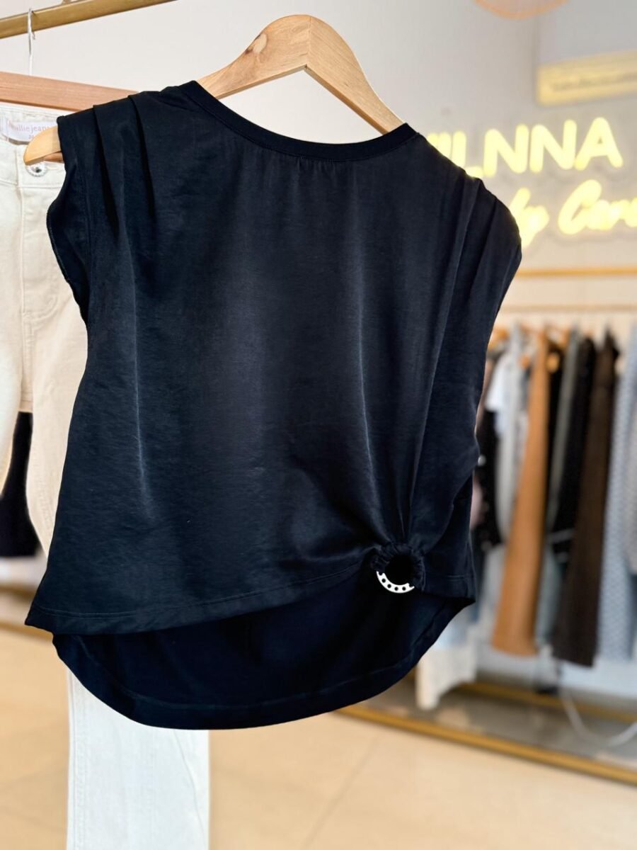 REMERA TOP VIRUS NEGRO - Imagen 4