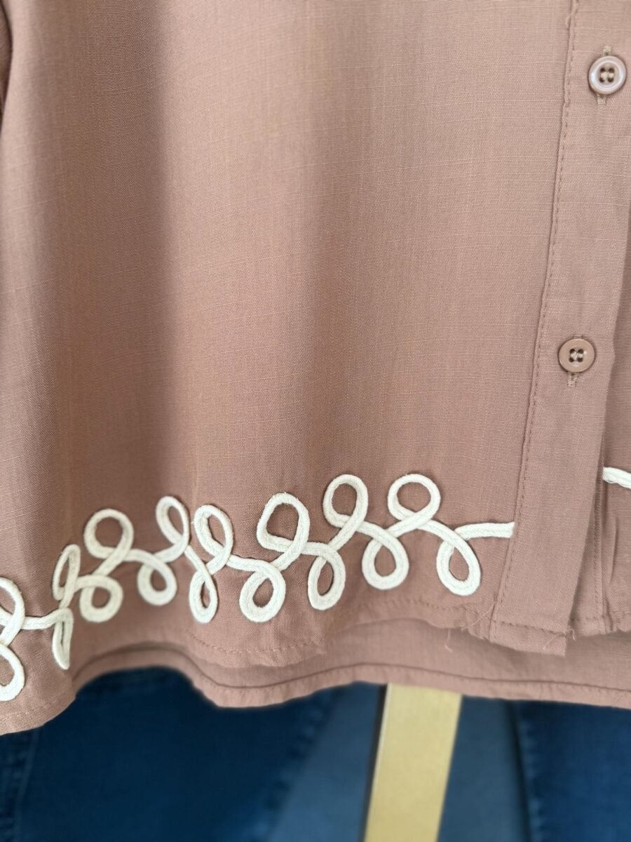 CAMISA NOURA 96135 CHOCOLATE - Imagen 2