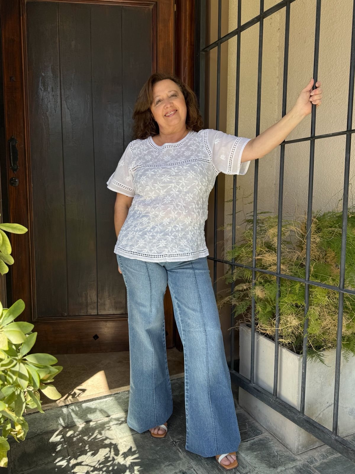 BLUSA HINDÚ 2505 BLANCA BORDADA - Imagen 2