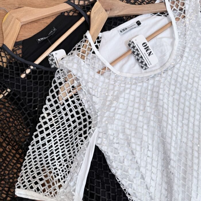 BLUSA RED Y LENTEJUELAS NMO