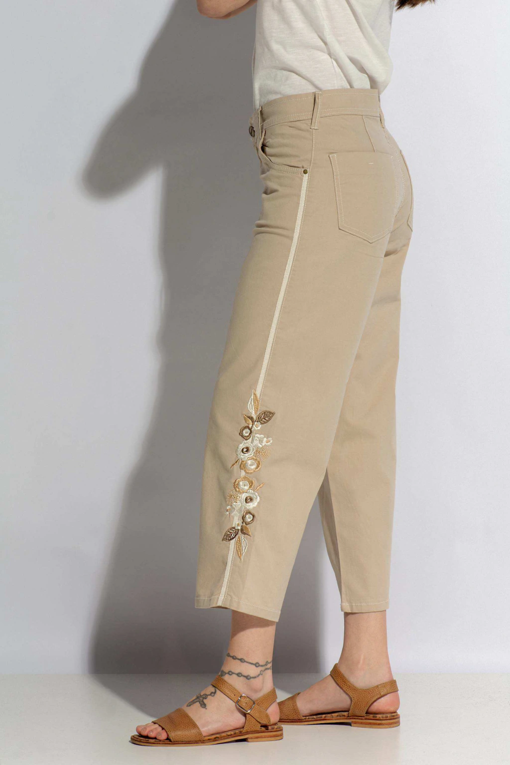 Pantalón crop JUDY arena - Imagen 3